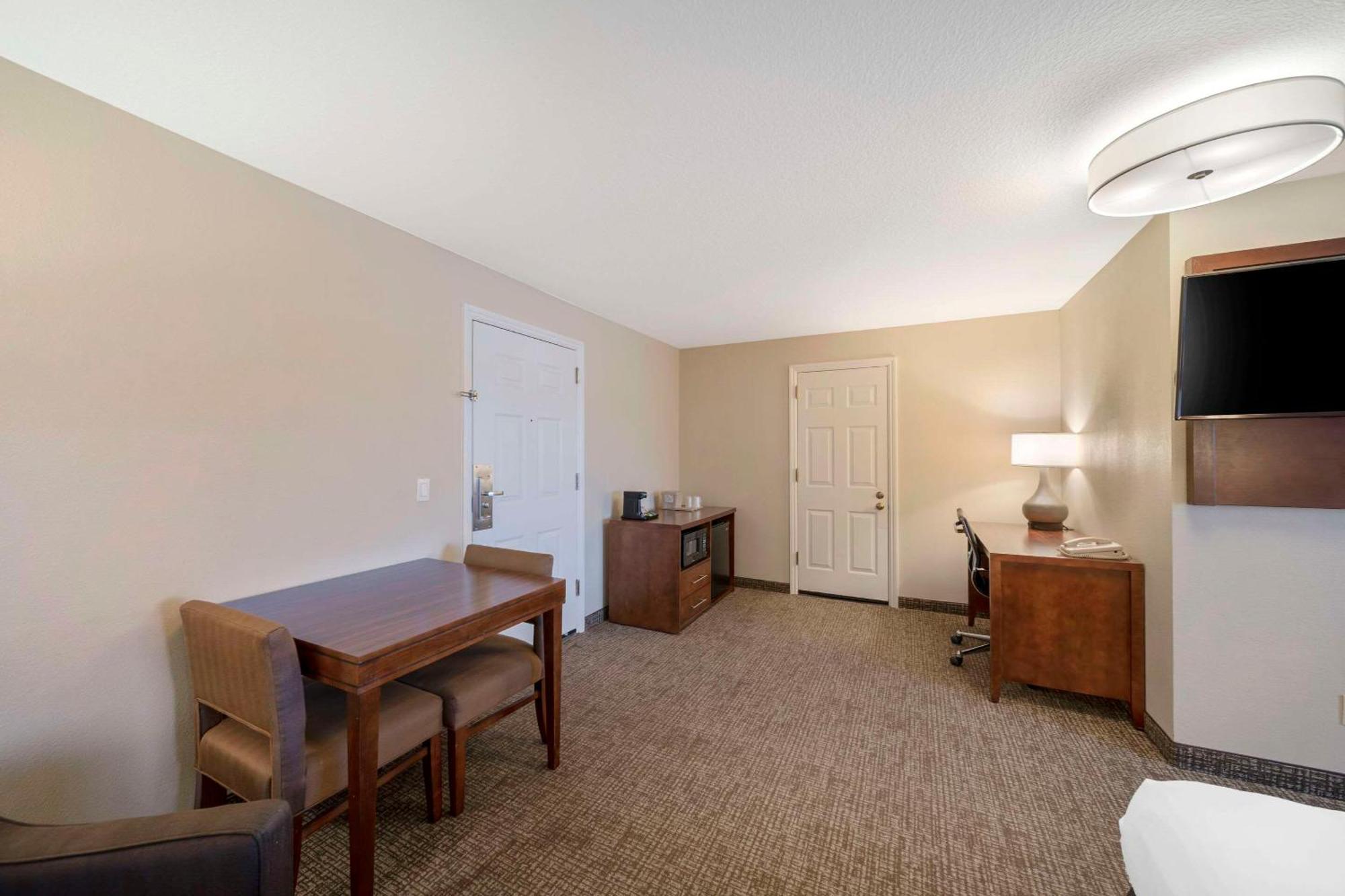 Comfort Suites Red Bluff Near I-5 Kültér fotó