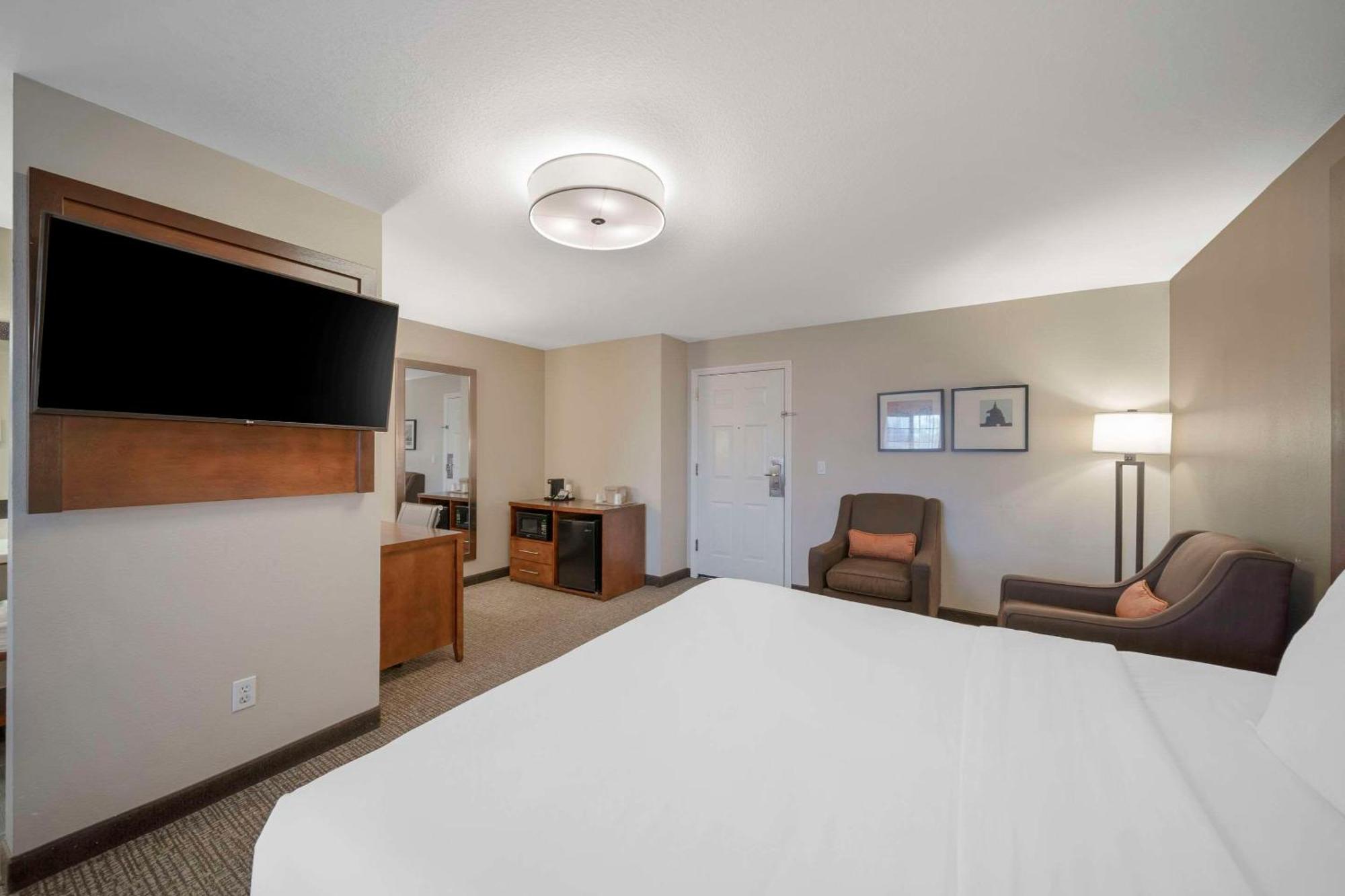 Comfort Suites Red Bluff Near I-5 Kültér fotó